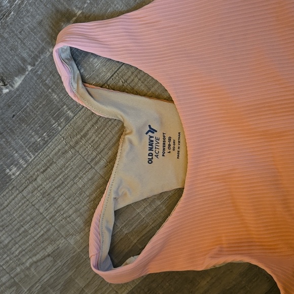 Athletic top - Picture 2 of 3